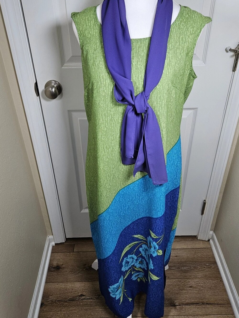 Sleeveless Maxi Dress Green Blue Floral with Purple Scarf Womens Sz Small Boho
